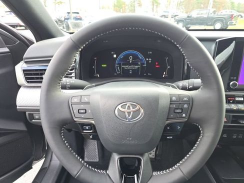 New 2026 Toyota Camry SE image 14