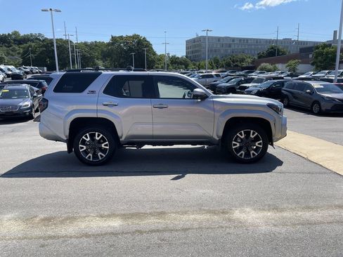 Certified 2025 Toyota 4Runner TRD Sport Premium AWD/4WD image 7