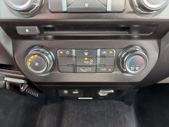 Used 2015 Ford F150 XLT RWD image 14