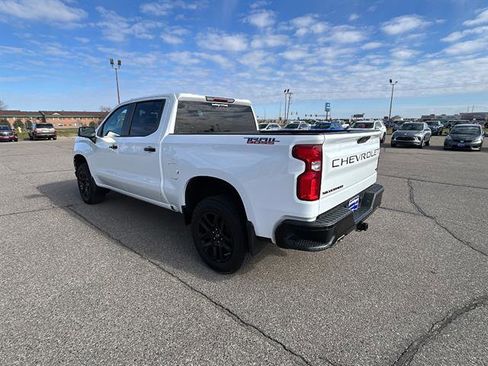 Used 2021 Chevrolet Silverado 1500 LT Trail Boss w/ Bed Protection Package AWD/4WD image 5