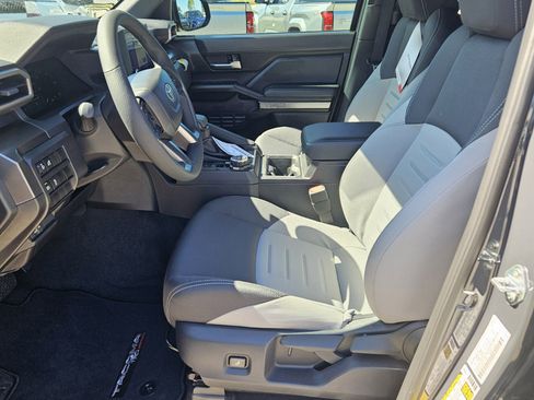 New 2025 Toyota Tacoma TRD Off-Road image 4