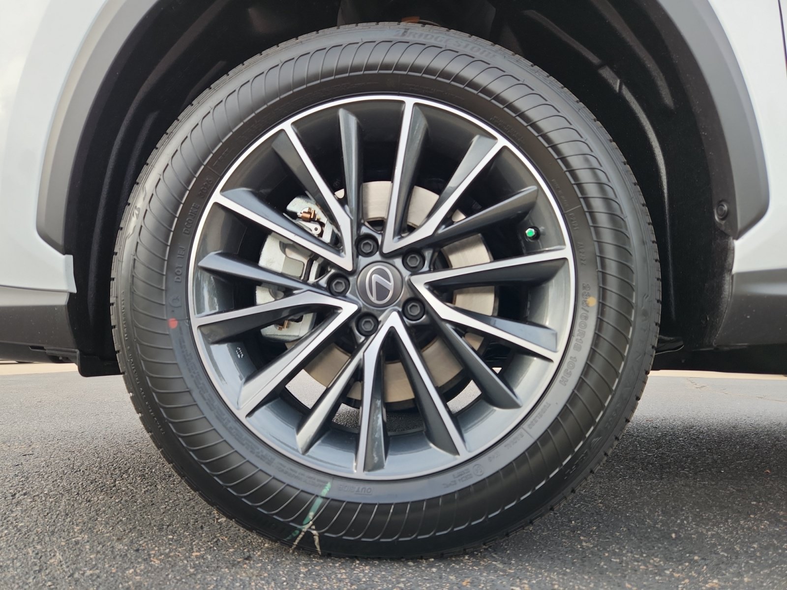 New 2026 Lexus NX 350 AWD image 24