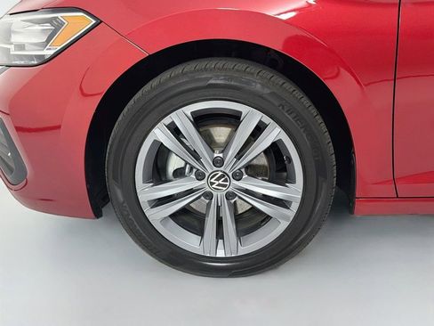 Certified 2023 Volkswagen Jetta SE w/ Panoramic Sunroof Package FWD image 30