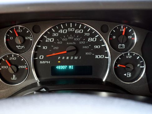 Used 2021 Chevrolet Express 3500 w/ Power Convenience Package RWD image 27