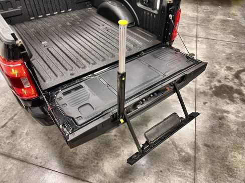 Used 2022 Ford F150 XLT w/ Equipment Group 302A High image 26