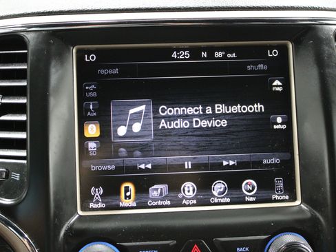 Used 2015 Jeep Grand Cherokee Limited AWD/4WD image 15