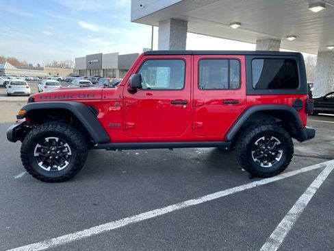 Used 2025 Jeep Wrangler Unlimited Rubicon image 8