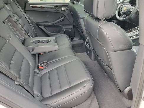 New 2025 Porsche Macan S AWD/4WD image 28