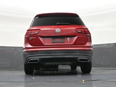Used 2019 Volkswagen Tiguan SE w/ Panoramic Sunroof Package image 26