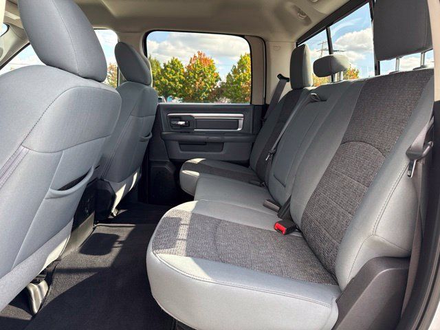 Used 2019 RAM 1500 Big Horn AWD/4WD image 16