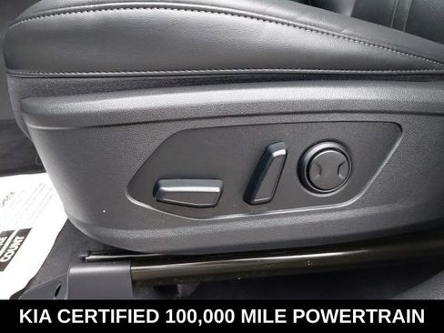 Certified 2022 Kia Sorento EX w/ Panoramic Sunroof Package FWD image 19