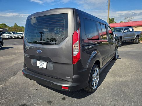 Used 2022 Ford Transit Connect XL image 4