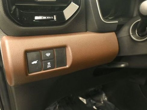 Used 2024 Honda Pilot Elite image 14