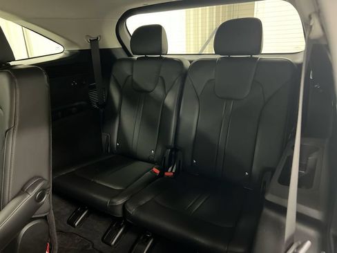 Used 2025 Kia Sorento EX FWD image 24