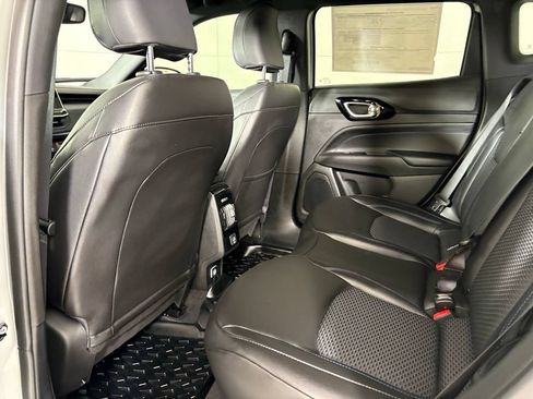 New 2026 Jeep Compass Latitude AWD/4WD image 37