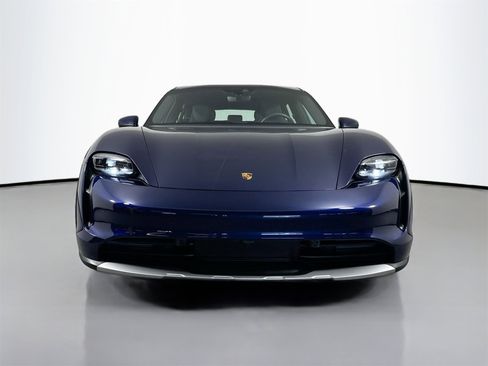 Certified 2024 Porsche Taycan 4 Cross Turismo image 10