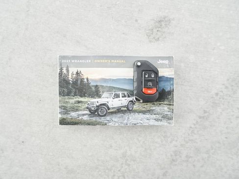 Used 2023 Jeep Wrangler Unlimited Sahara image 57