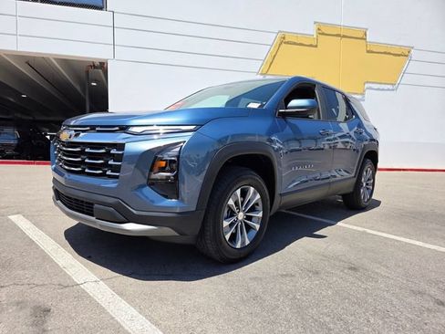 Certified 2026 Chevrolet Equinox LT FWD image 2