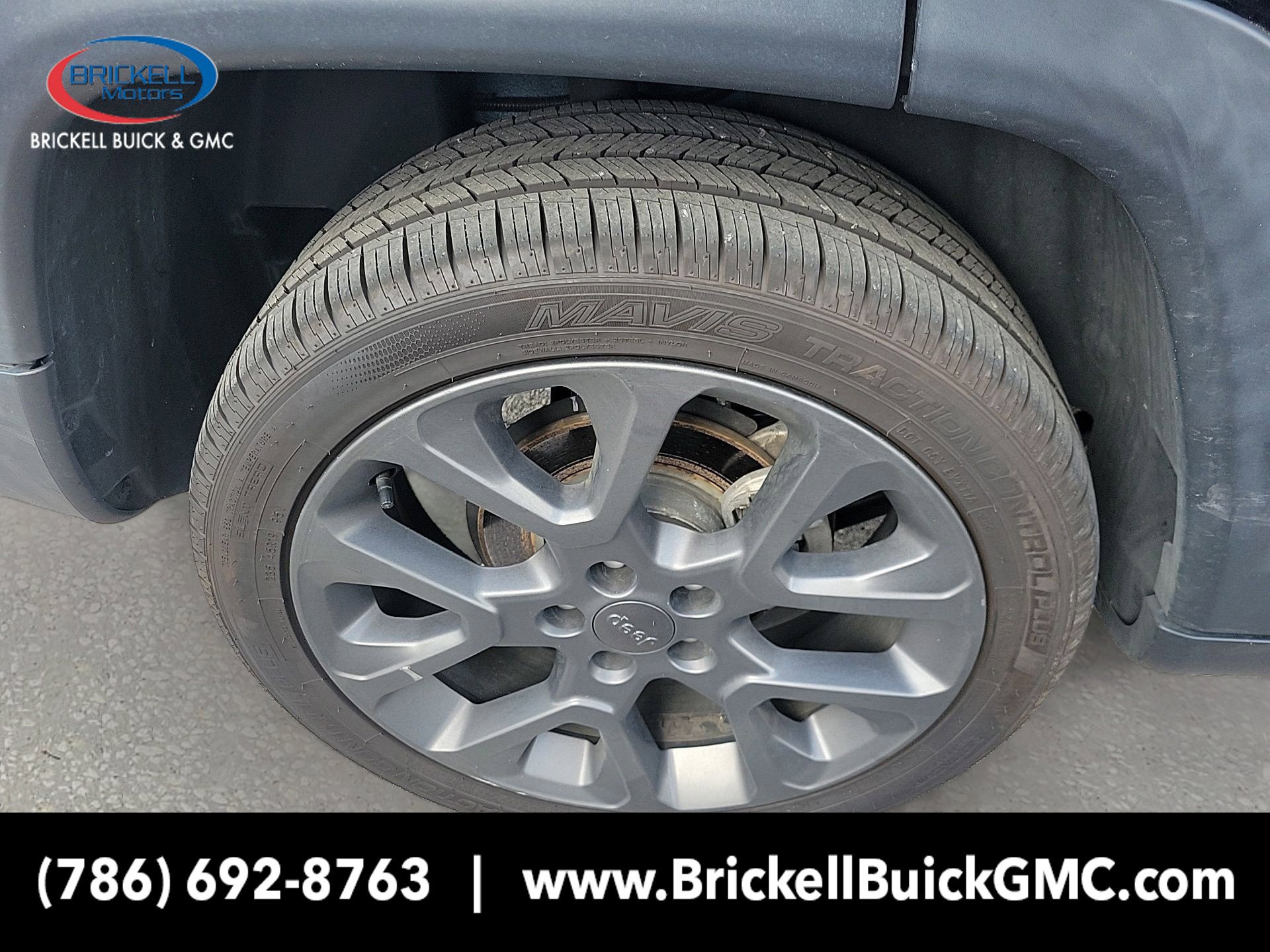Used 2021 Jeep Compass Latitude w/ Sun and Sound Group AWD/4WD image 8