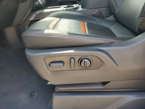 Used 2021 GMC Sierra 1500 AT4 image 14