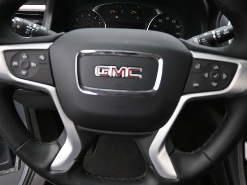 Certified 2023 GMC Acadia SLT image 19