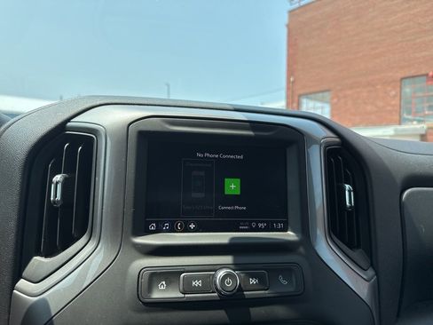 Used 2022 Chevrolet Silverado 1500 Custom image 26