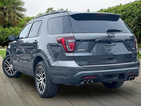 Used 2018 Ford Explorer Sport AWD/4WD image 10