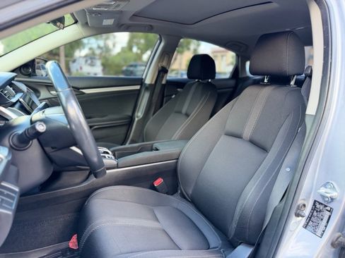 Used 2018 Honda Civic EX-T image 10