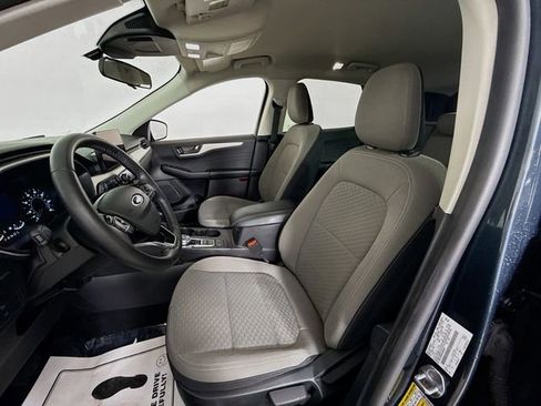 Certified 2022 Ford Escape SE w/ Cold Weather Package image 21