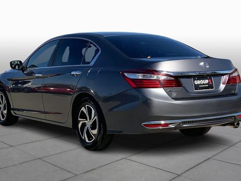 Used 2017 Honda Accord LX image 10