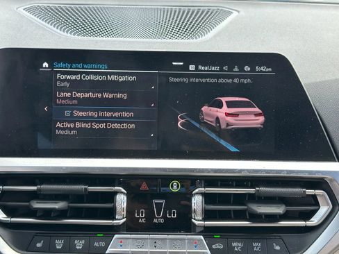 Used 2022 BMW 330e w/ Premium Package image 37