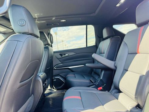 Used 2024 Chevrolet Traverse RS w/ LPO, Floor Liner Package image 35