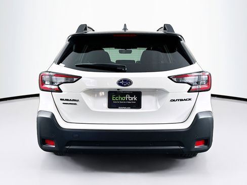Used 2025 Subaru Outback Onyx Edition image 7