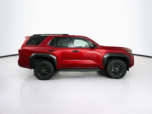 Used 2025 Toyota 4Runner SR5 AWD/4WD image 10