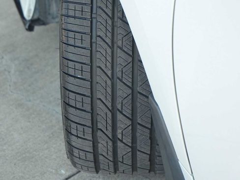 Used 2018 Honda Civic Sport Touring image 29