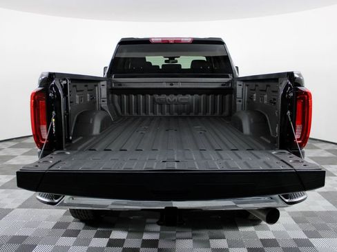 Used 2022 GMC Sierra 3500 SLT image 7