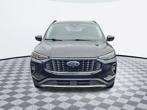 Used 2023 Ford Escape Platinum AWD/4WD image 9