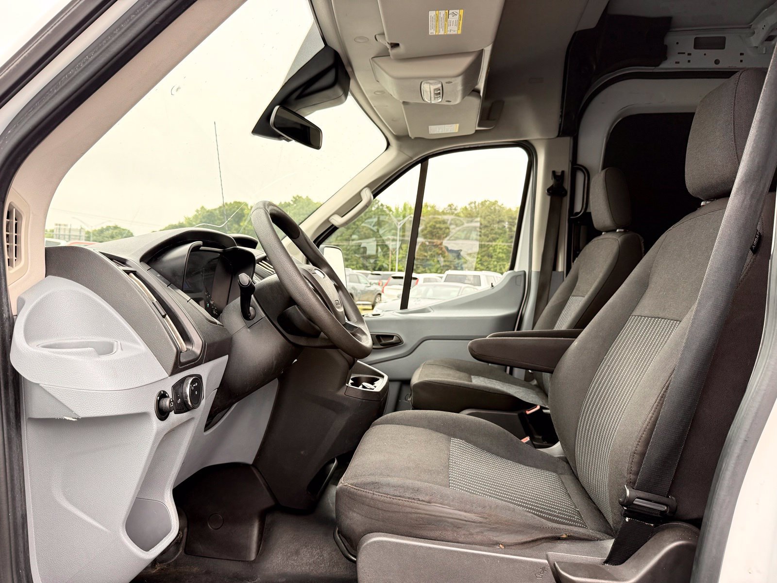 Used 2019 Ford Transit 250 148 Medium Roof w/ Interior Upgrade Package RWD image 13