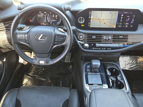 Certified 2022 Lexus LS 500 F Sport w/ Accessory Package (Z2) RWD image 28
