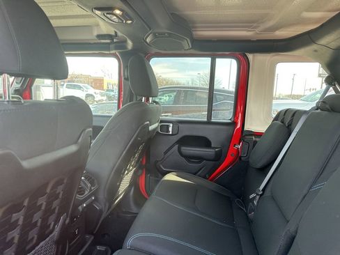 Used 2022 Jeep Wrangler Unlimited Rubicon 4xe w/ Cold Weather Group image 9