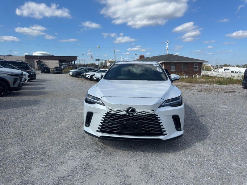 Used 2025 Lexus RX 350 Premium w/ Accessory Package AWD/4WD image 2