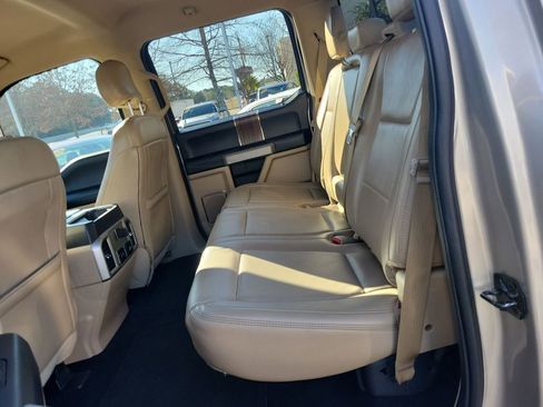 Used 2017 Ford F150 Lariat image 26