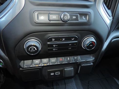 Certified 2022 Chevrolet Silverado 1500 Custom RWD image 24