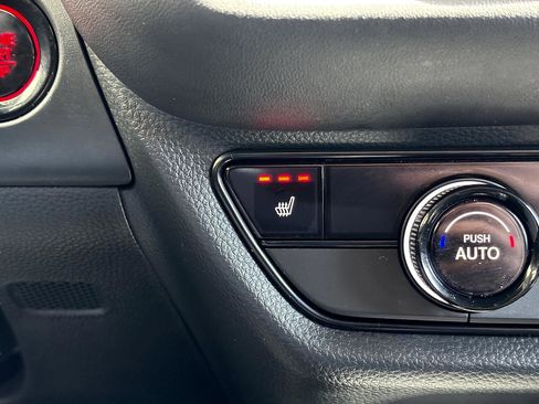 Certified 2026 Honda HR-V Sport image 19