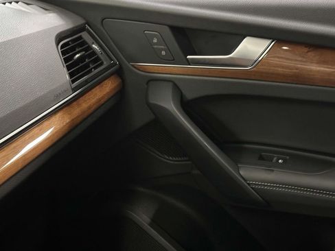 Used 2023 Audi Q5 2.0T Premium Plus w/ Premium Plus Package image 26