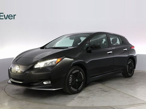 Used 2024 Nissan Leaf SV Plus image 2