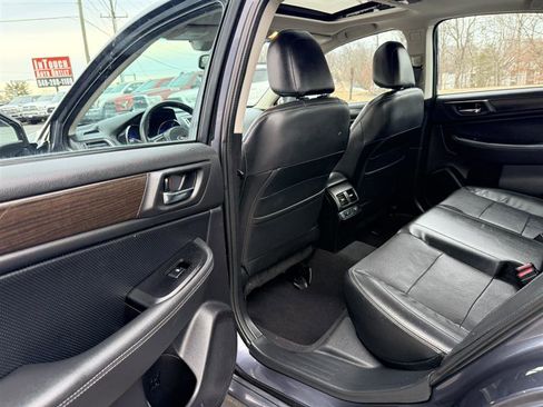 Used 2016 Subaru Legacy 2.5i Limited image 22