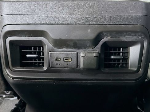 Used 2021 Chevrolet Silverado 1500 LT Trail Boss w/ Convenience Package II AWD/4WD image 23