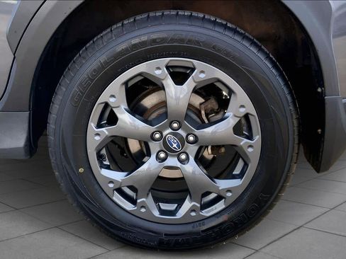 Used 2021 Subaru Crosstrek 2.5i Sport w/ Moonroof Package image 10