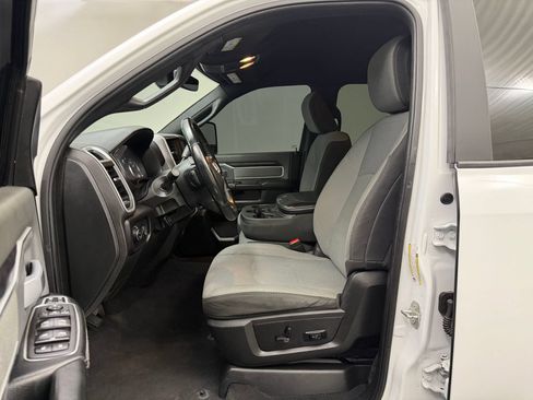 Used 2023 RAM 3500 Big Horn w/ Level 1 Equipment Group AWD/4WD image 5